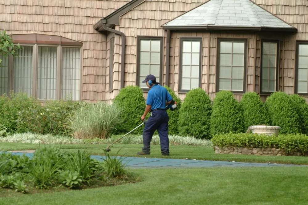 Affordable garden landscaping in Midland Park, NJ by R & S Landscaping