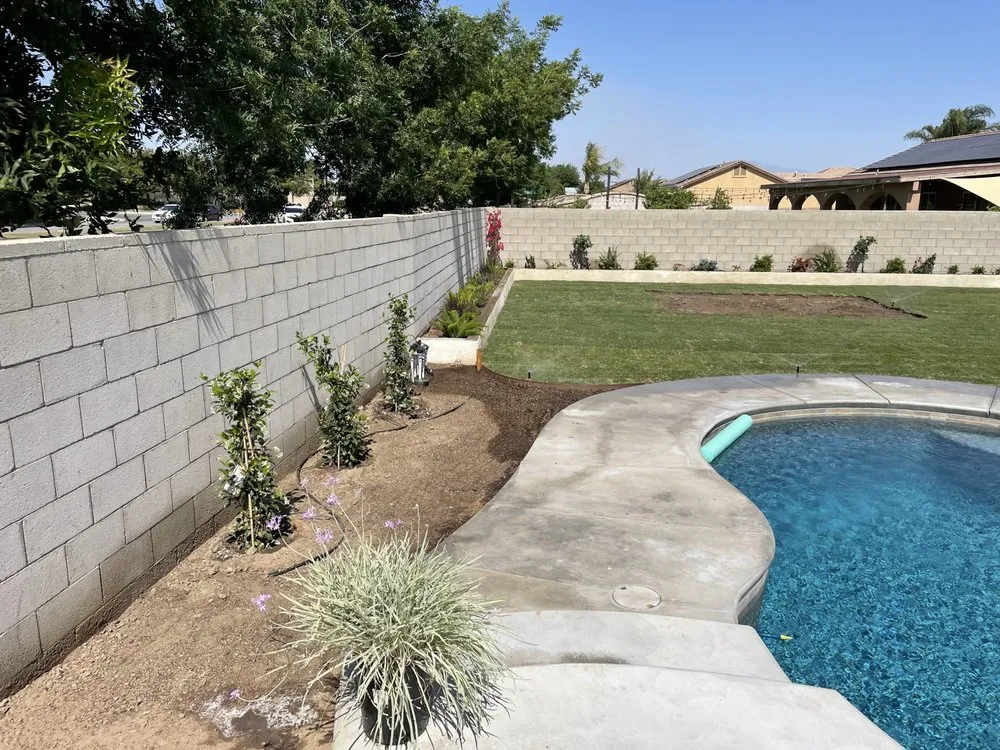 Affordable landscape design in Bakersfield, CA by R-21 Construction
