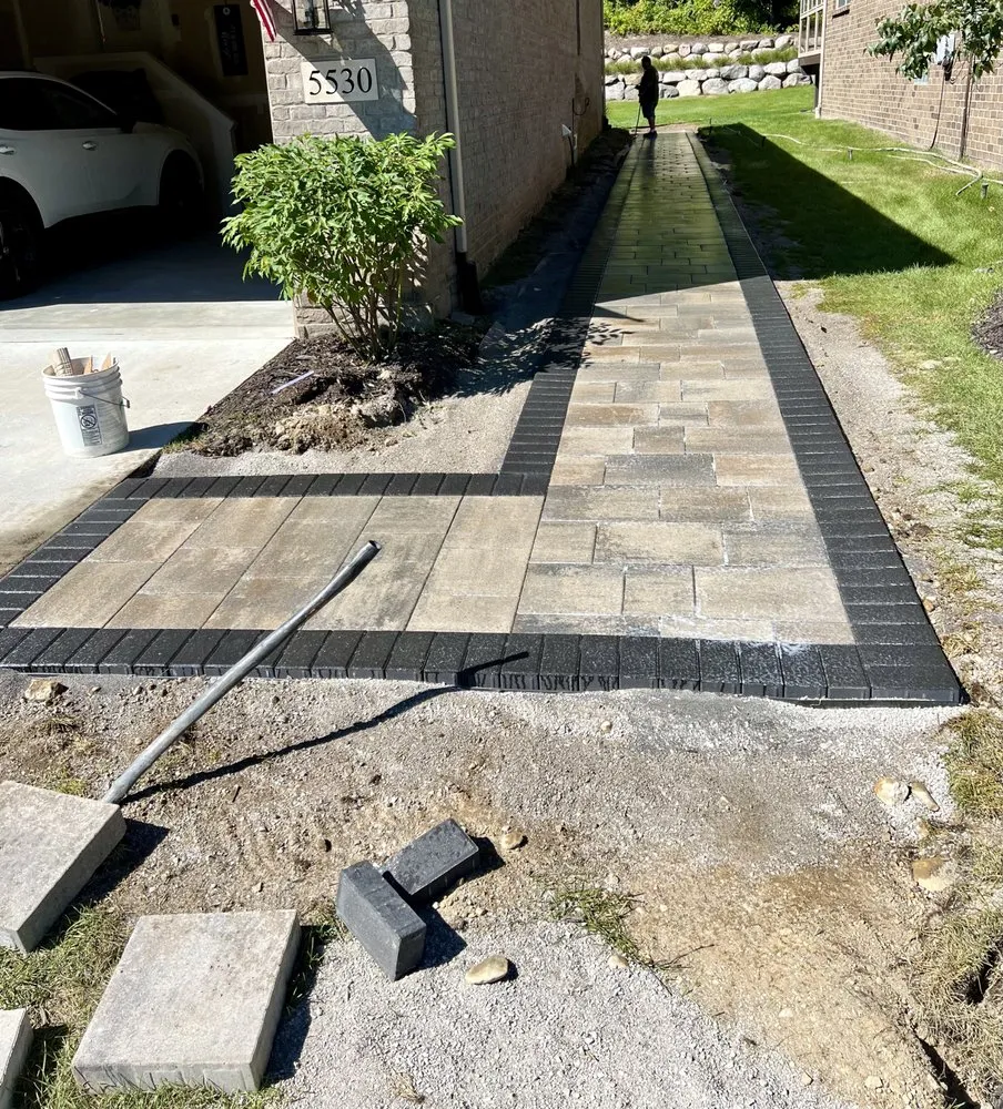 Top-rated yard cleanup service for residential properties across Flint, MI - R A Hardscape