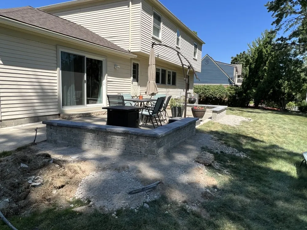 Affordable residential landscaping in Flint, MI - R A Hardscape
