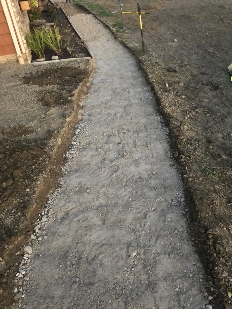 Affordable yard cleanup service in Geneva, OH - R-A&J Landscaping