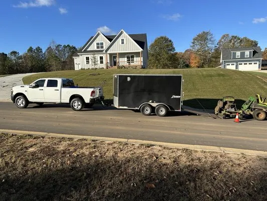 R And C Lawn Care Logo