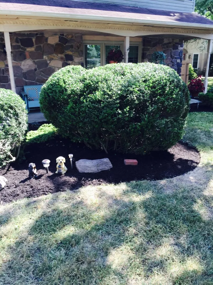 Expert garden landscaping in Levittown, PA by R and J Property Maintenance