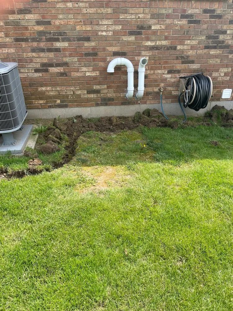 Expert lawn care service near you across Gulf breeze, FL - R and L Remodeling and Painting