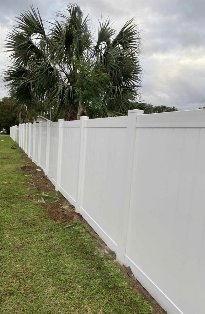 Affordable outdoor landscaping experts serving St. Petersburg, FL - R and M Lawn & Landscaping