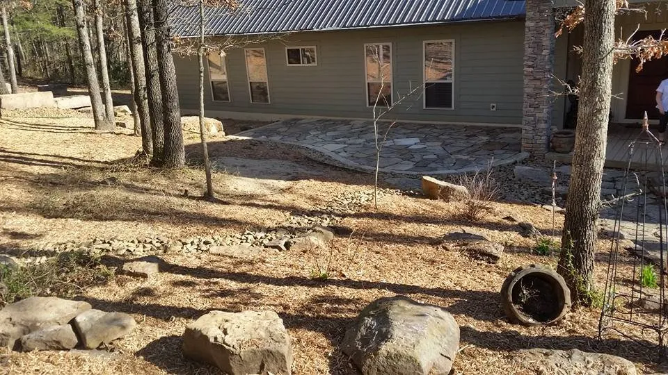 Expert garden landscaping in Bentonville, AR - R Blake's Landscaping