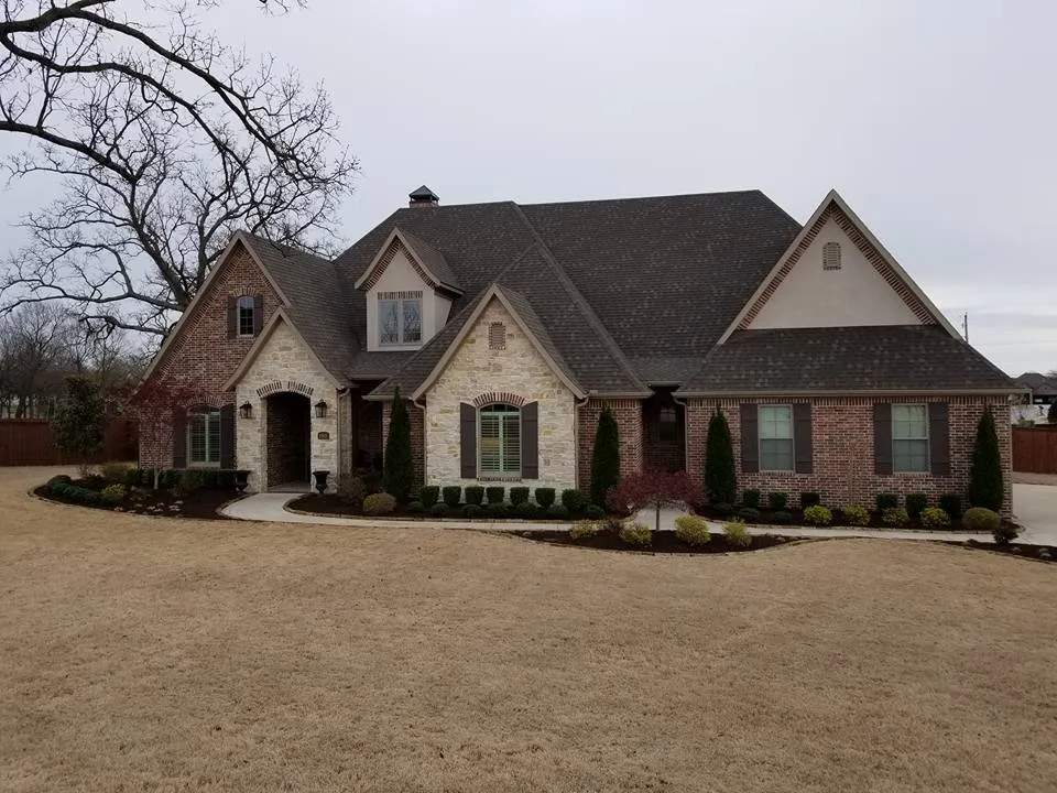 Custom landscape design experts serving Bentonville, AR - R Blake's Landscaping