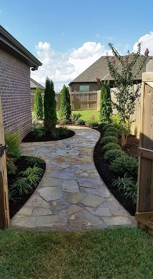 Affordable garden landscaping in Bentonville, AR by R Blake's Landscaping