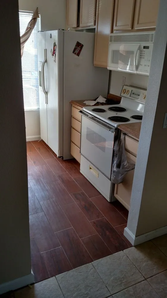 Affordable yard cleanup service for beautiful yards across Vista, CA - R E U Construction