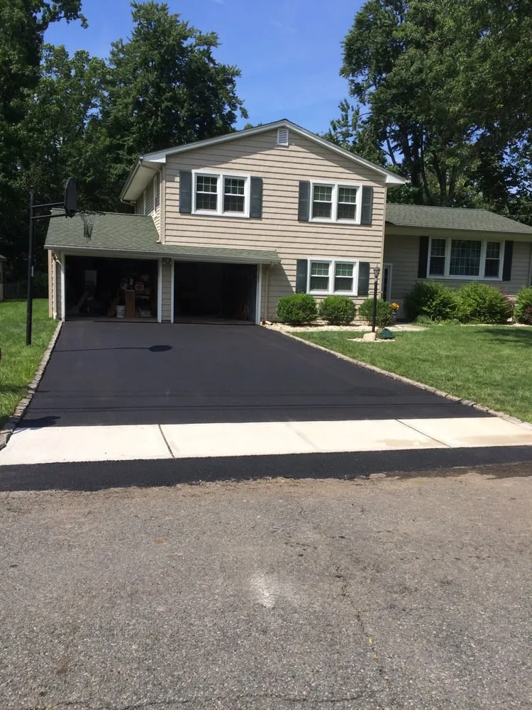 Reliable yard maintenance for year-round maintenance in Scotch Plains, NJ by R F Landscape Construction