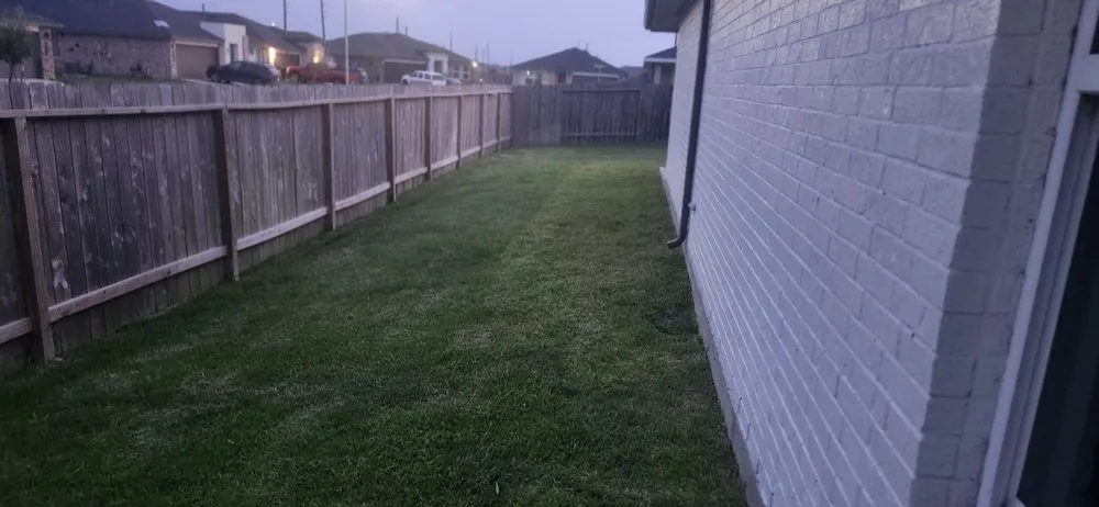 Top-rated yard cleanup service in Houston, TX - R Flemings Landscaping