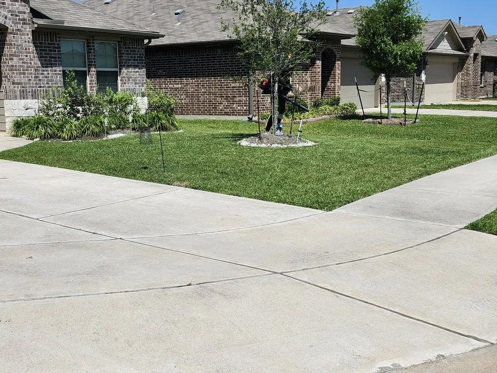 Reliable outdoor landscaping for outdoor upgrades in Houston, TX by R Flemings Landscaping