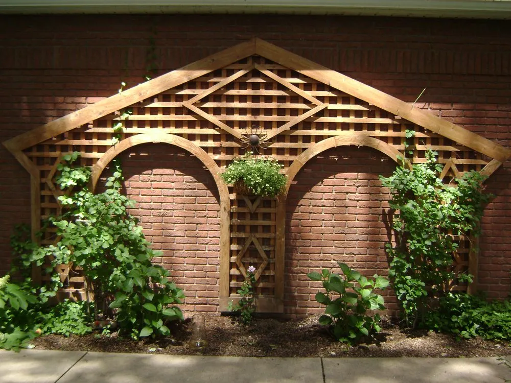 Trusted garden landscaping in Norton, OH - R G Thomas Landscape & Design