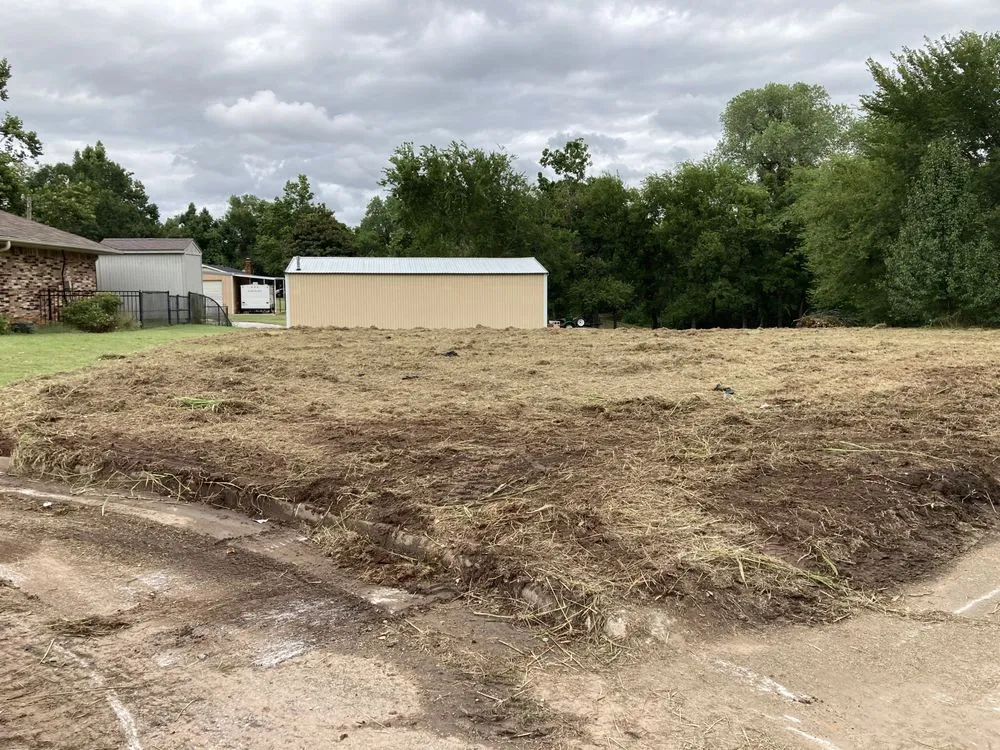 Affordable landscape design experts serving Oklahoma City, OK - R H Maintenance