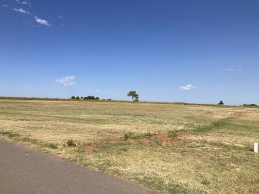 R H Maintenance Logo