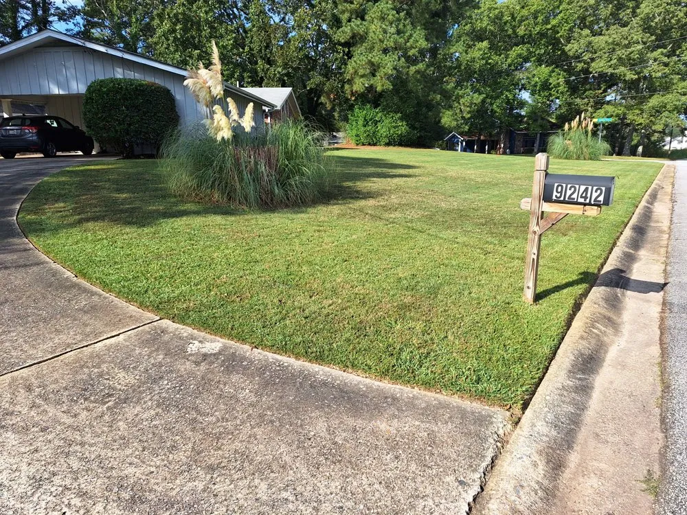 Reliable yard cleanup service in East Point, GA - R Hicks Gardening Solutions