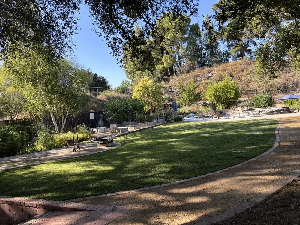 Reliable outdoor landscaping in Calabasas, CA - R Landscaping & Tree Service