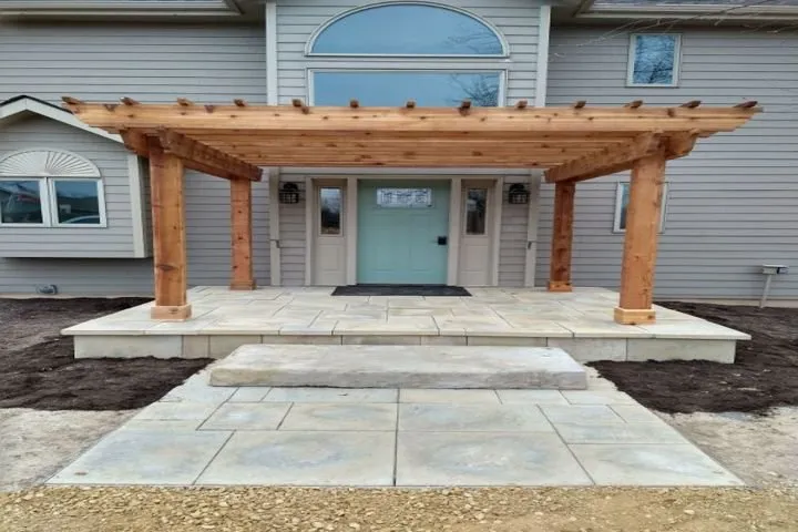 Custom yard maintenance in Scales Mound, IL - R Landscaping