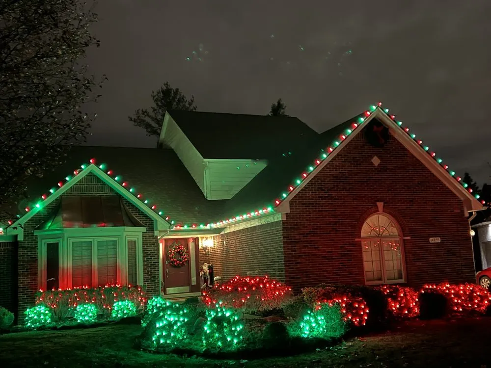 Expert lawn mowing service in Sterling Heights, MI - R Landscaping