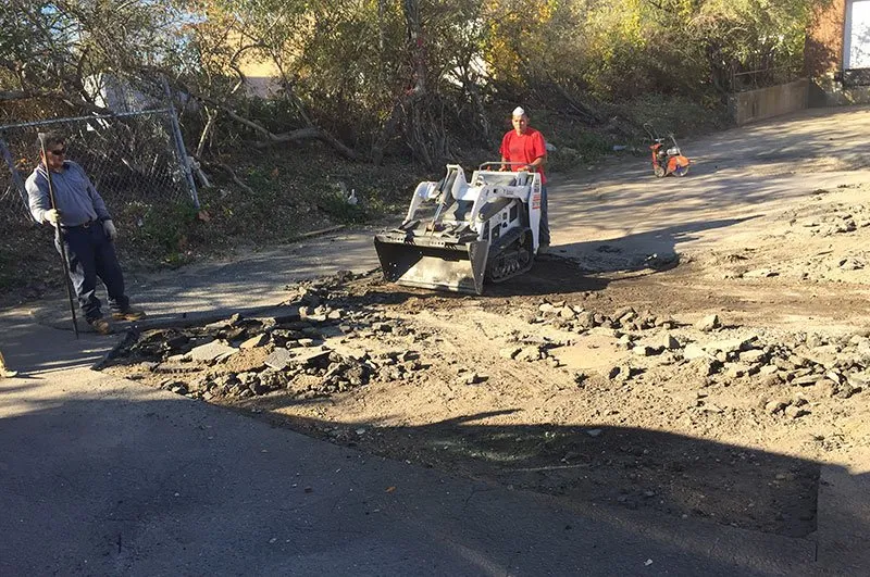 Reliable lawn mowing service in Bay Shore, NY by R. Mastrangelo Landscaping