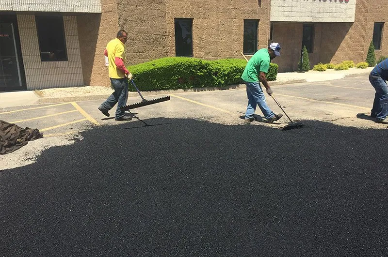 Affordable residential landscaping experts serving Bay Shore, NY - R. Mastrangelo Landscaping