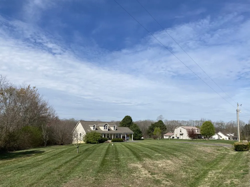 Reliable yard cleanup service for homes in Manchester, TN by R n B Lawn Service