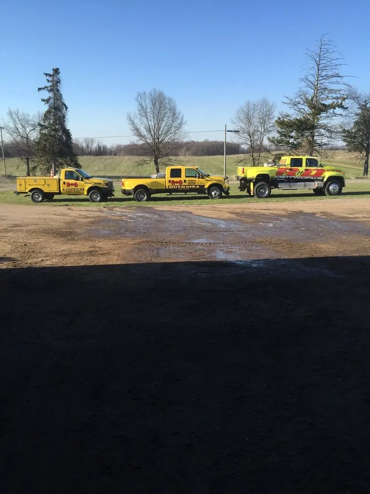 Custom lawn care service for homes across Jackson, MI - R-n-D Dirtworks