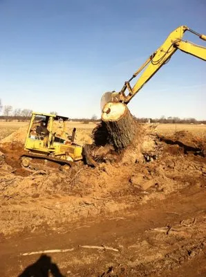 R-n-D Dirtworks Logo