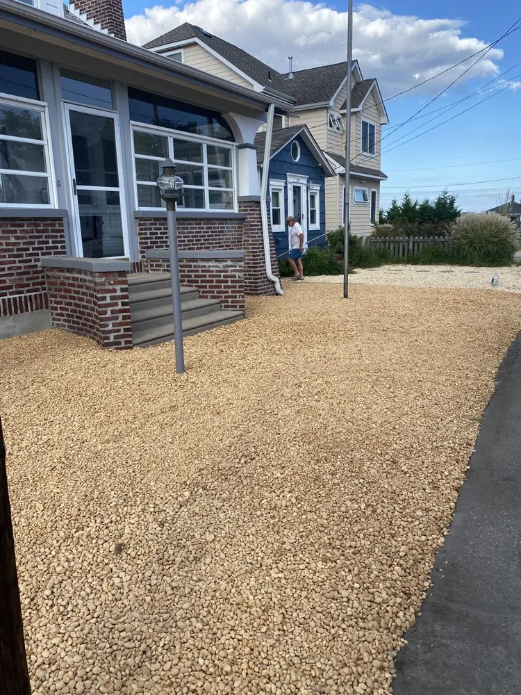 Custom yard maintenance experts serving Long Branch, NJ - R Nieto Landscaping