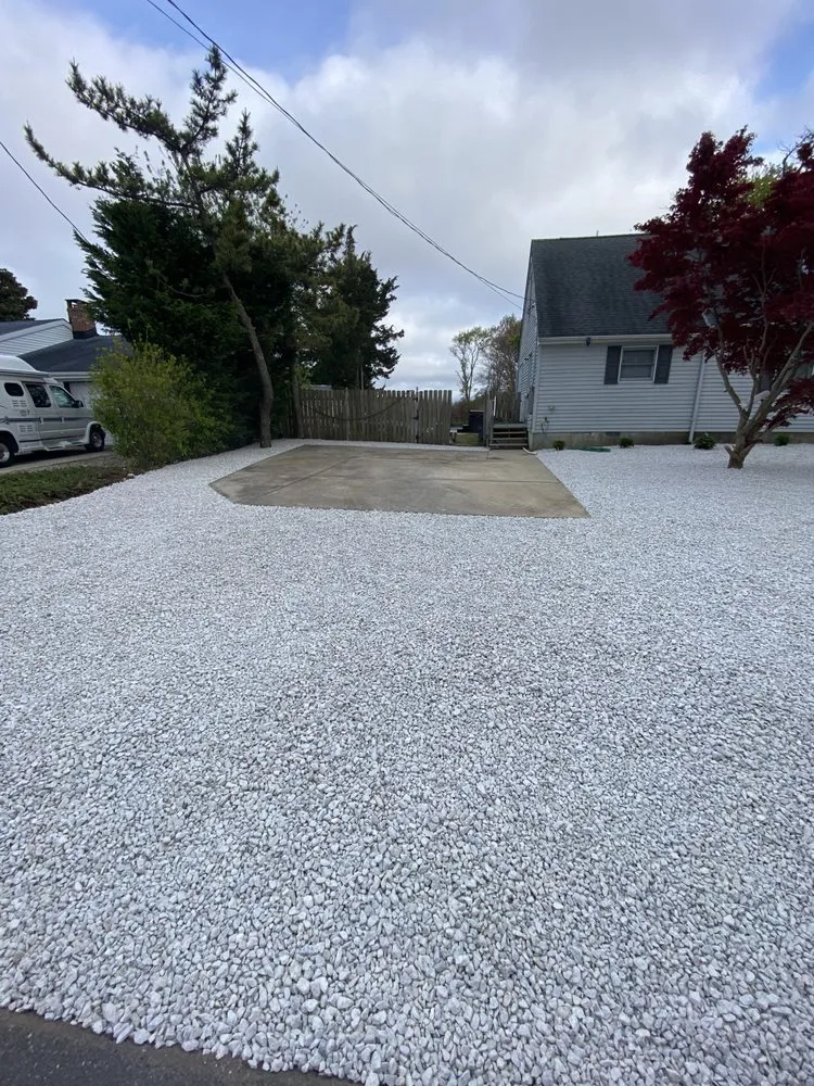 Affordable yard cleanup service for beautiful yards in Long Branch, NJ by R Nieto Landscaping