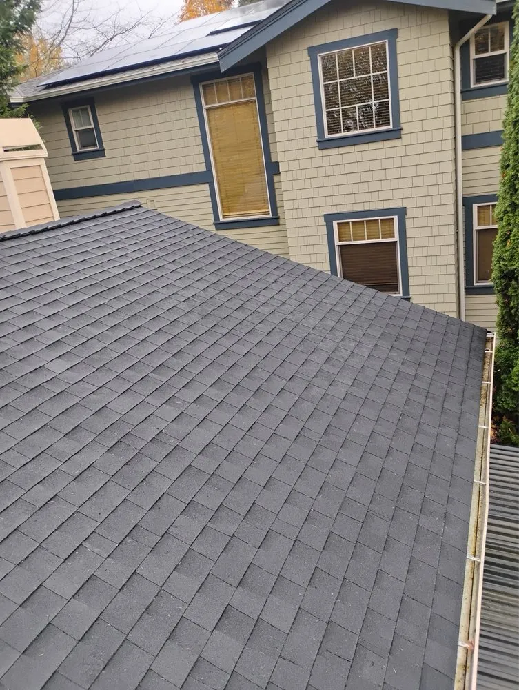 Reliable lawn care service for homes in Kirkland, WA by R S Landscaping