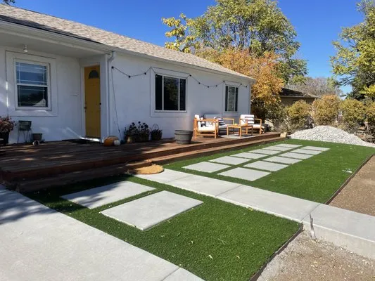 R Solorzano Landscaping Logo