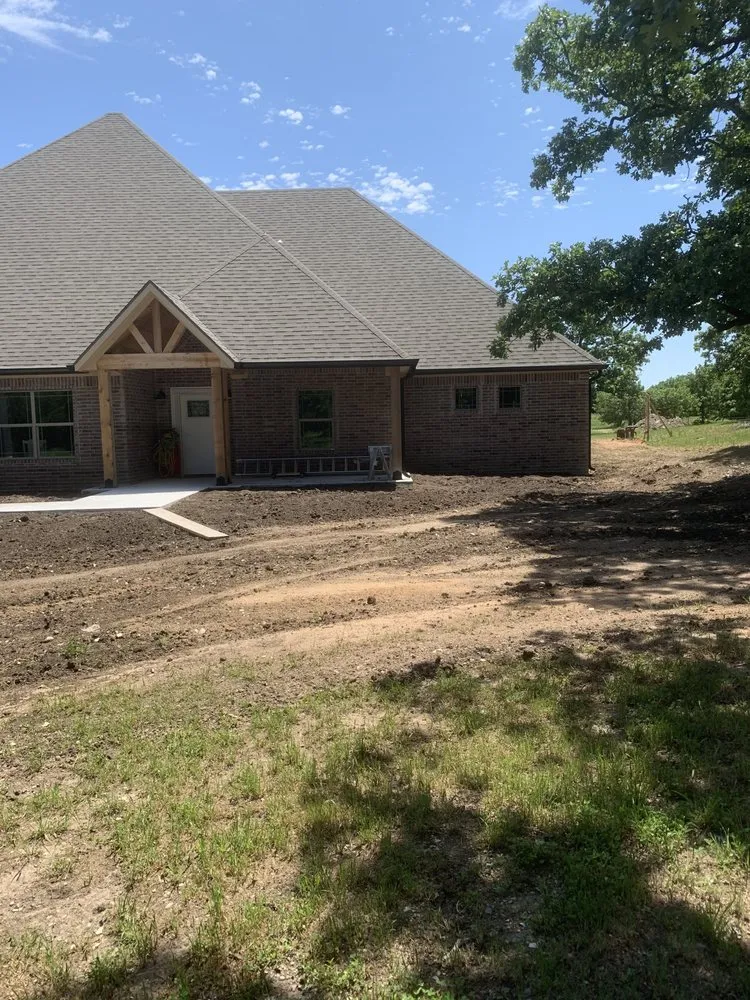 Custom yard maintenance in Roff, OK - R Town Guttering