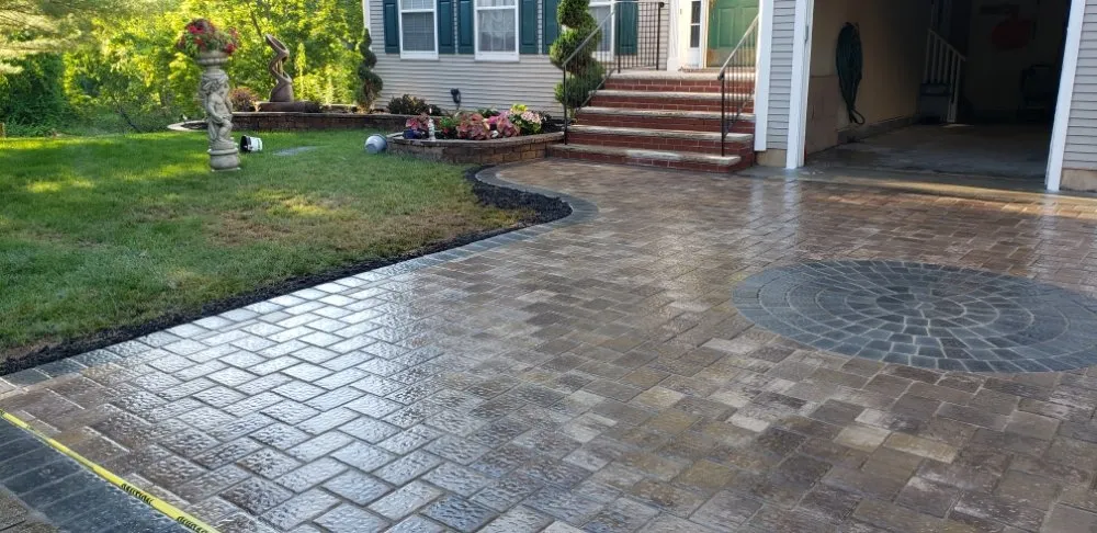 Top-rated yard maintenance in Bound Brook, NJ - R Valverde Landscaping and Tree