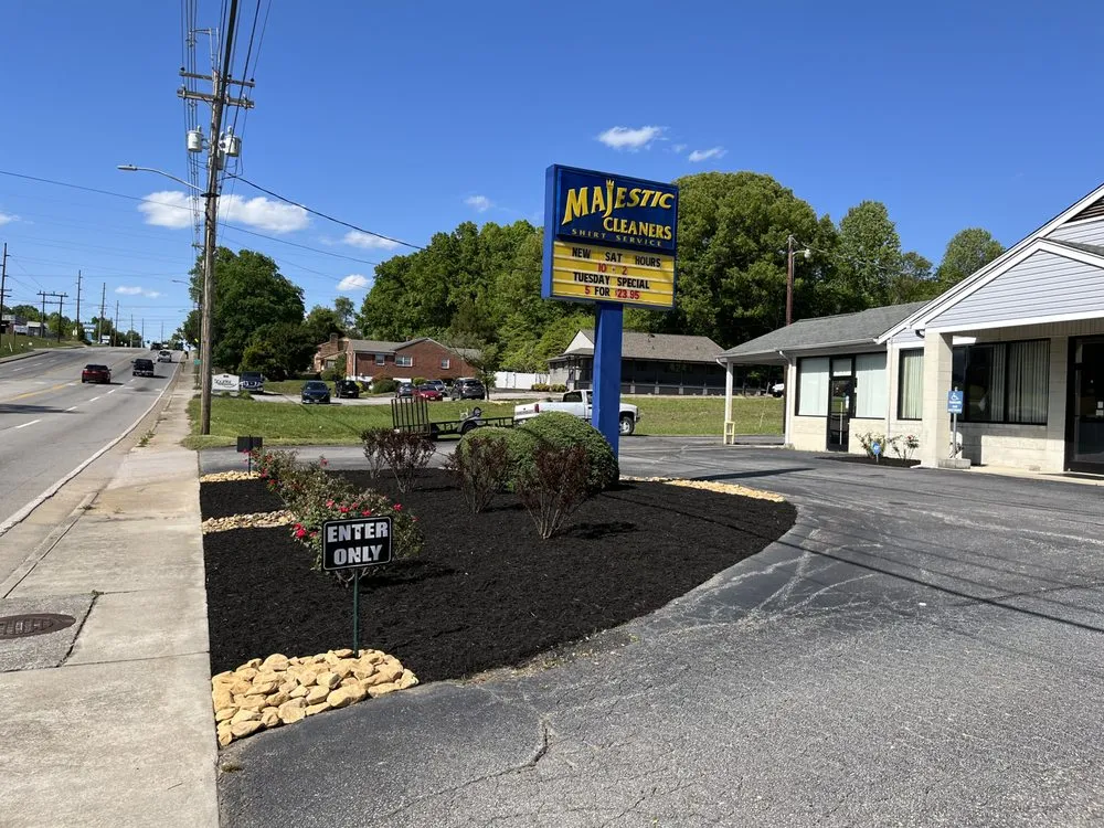 Professional lawn care service experts serving Ringgold, VA - R W Lawncare