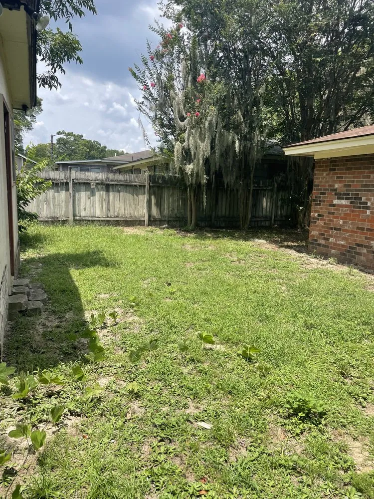 Trusted outdoor landscaping for outdoor upgrades across Savannah, GA - R Williams Lawn Care Service