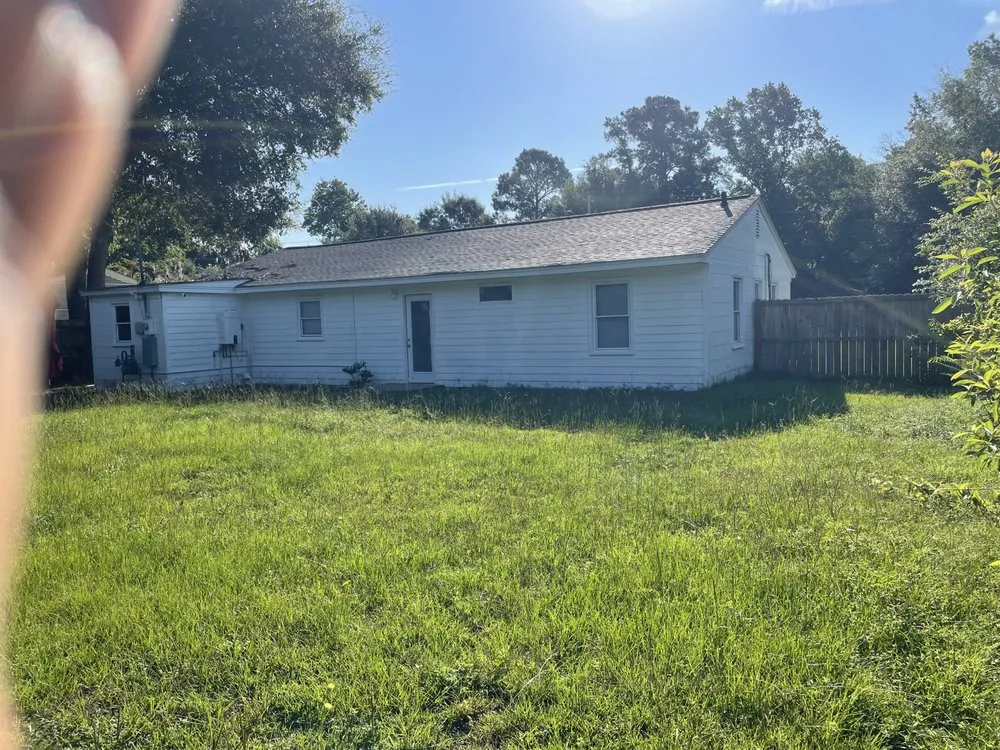 Trusted garden landscaping experts serving Savannah, GA - R Williams Lawn Care Service