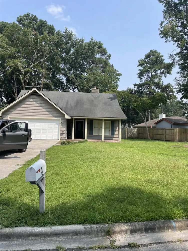 Reliable landscaping services experts serving Savannah, GA - R Williams Lawn Care Service