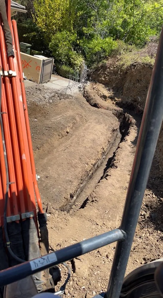 Reliable outdoor landscaping near you in Oxnard, CA by R Works