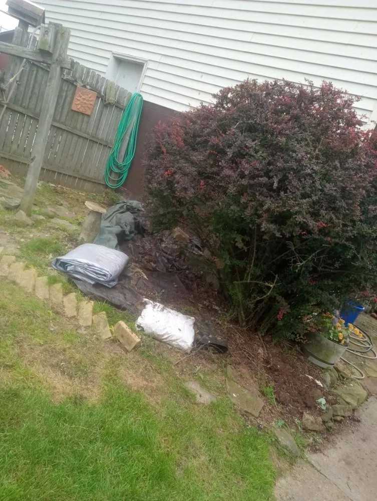 Top-rated garden landscaping experts serving Everson, PA - R3Dz Lawn Garden & Landscape