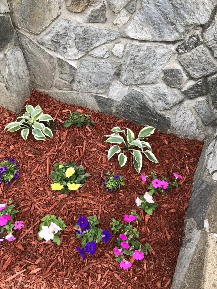 Local landscaping services in Washington, PA - R6 - Full Service Landscaping