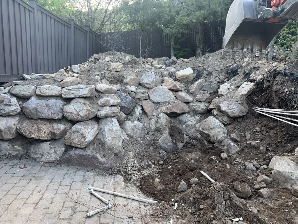 Expert lawn care service experts serving West Valley City, UT - R7sprinklers and landscaping