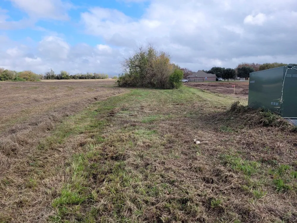 Reliable residential landscaping in Navasota, TX - RA Land Services