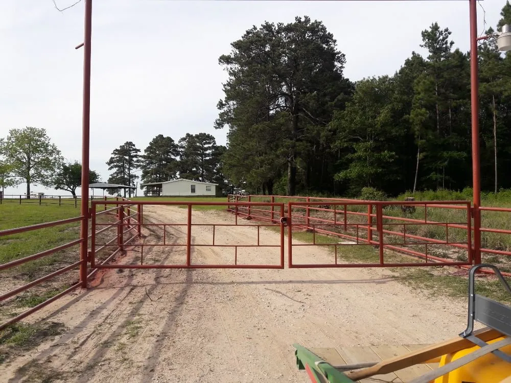 Custom yard maintenance experts serving Navasota, TX - RA Land Services