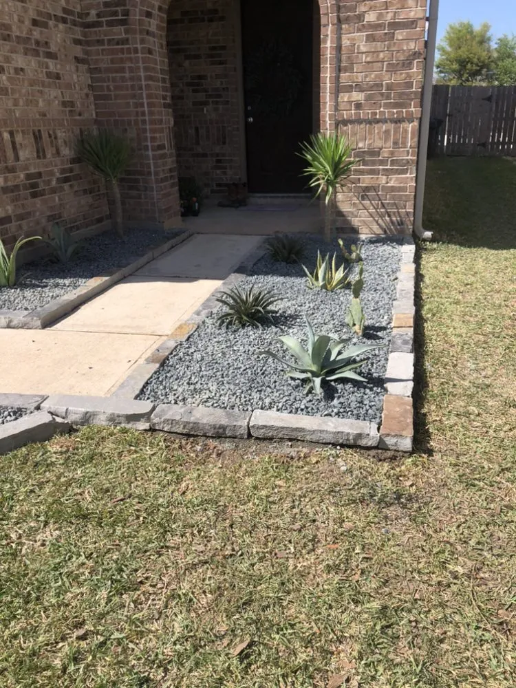 Custom lawn mowing service with custom design in Katy, TX by RA Landscaping & sprinklers
