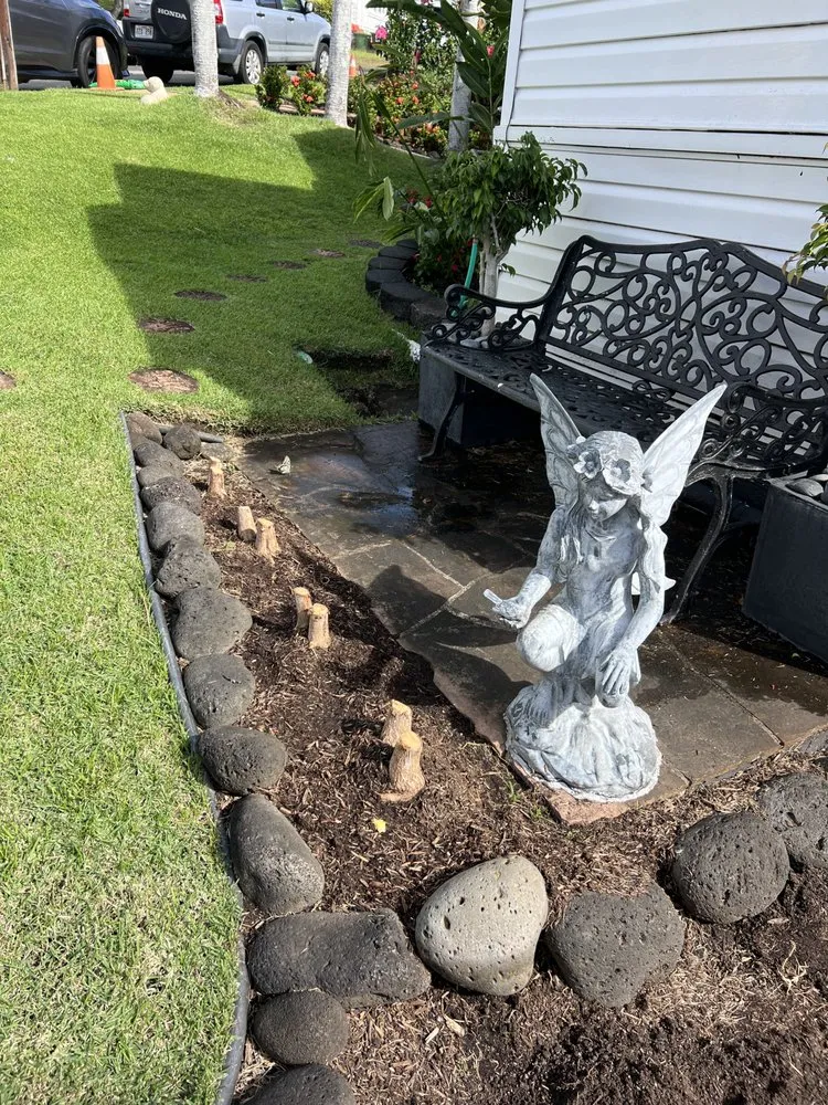 Top-rated lawn mowing service with custom design in Urban Honolulu, HI by RA Landscaping & Yard Maintenance