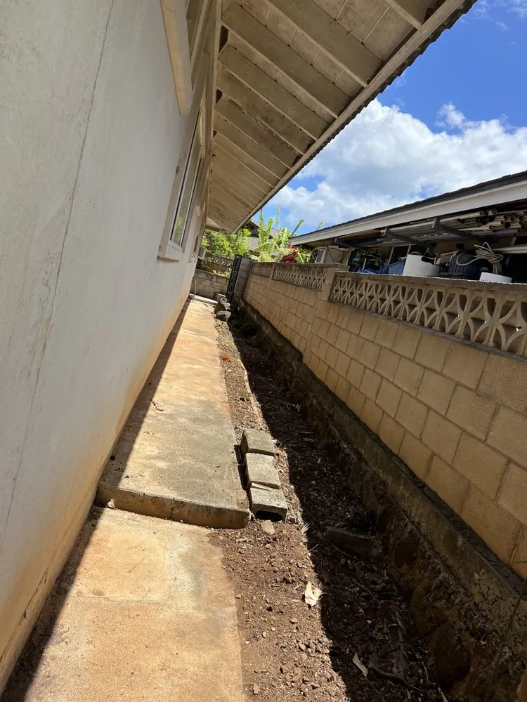 Custom outdoor landscaping experts serving Urban Honolulu, HI - RA Landscaping & Yard Maintenance