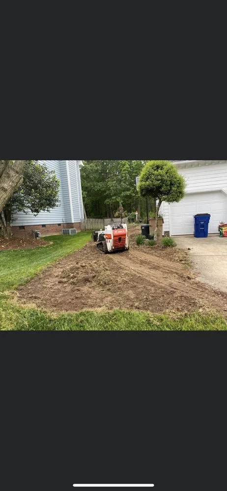 Local yard cleanup service in Leland, NC by RA Landscaping Maintenance Service
