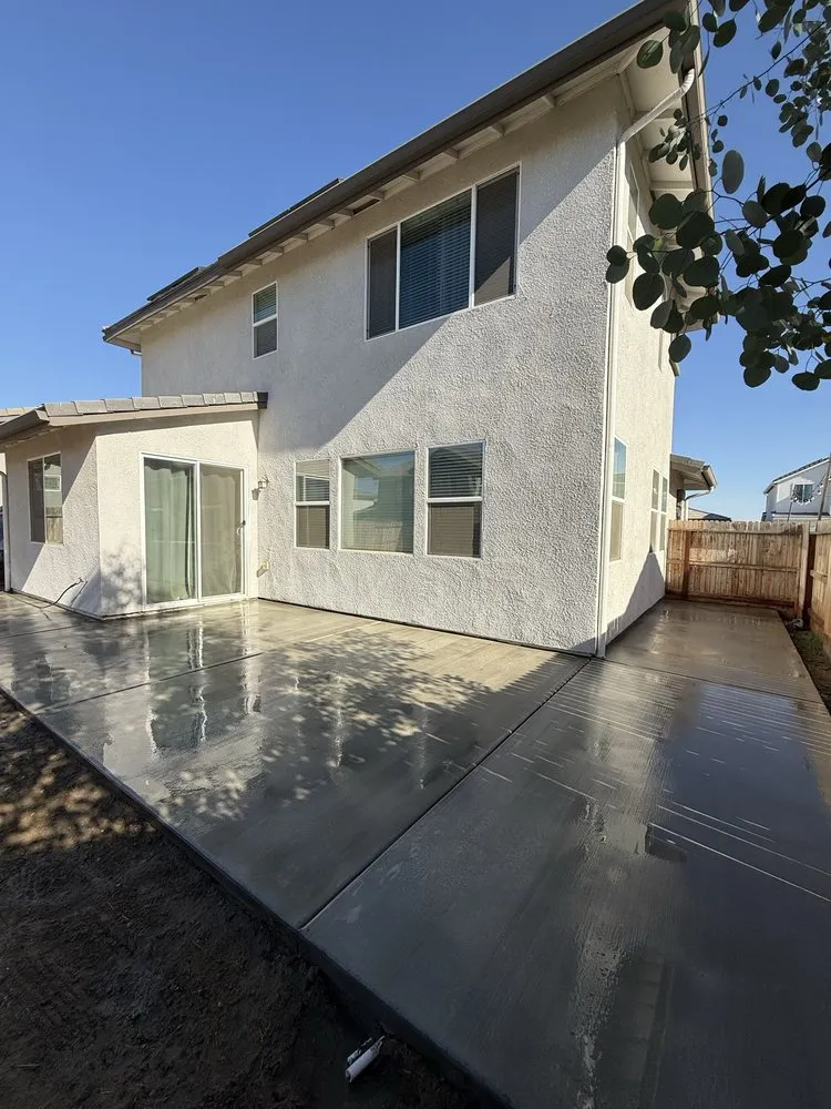 Professional landscape design with custom design in Visalia, CA by R&A landscaping