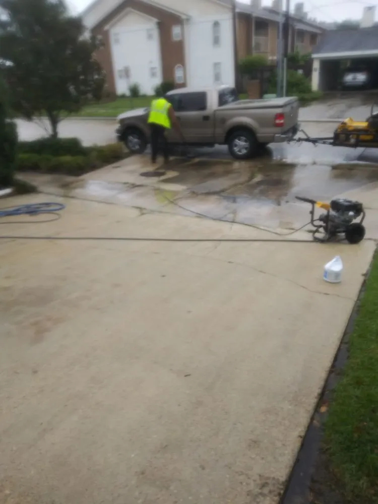 Custom landscape installation experts serving Baker, LA - R&A Lawn Barber